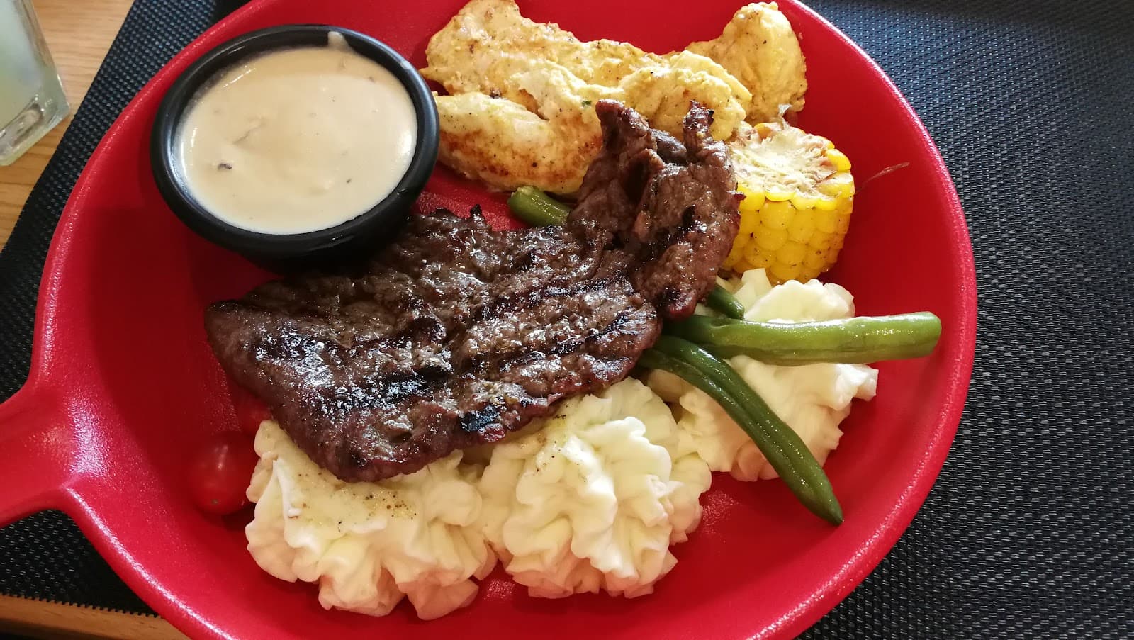 Della Steakhouse Restaurant 2